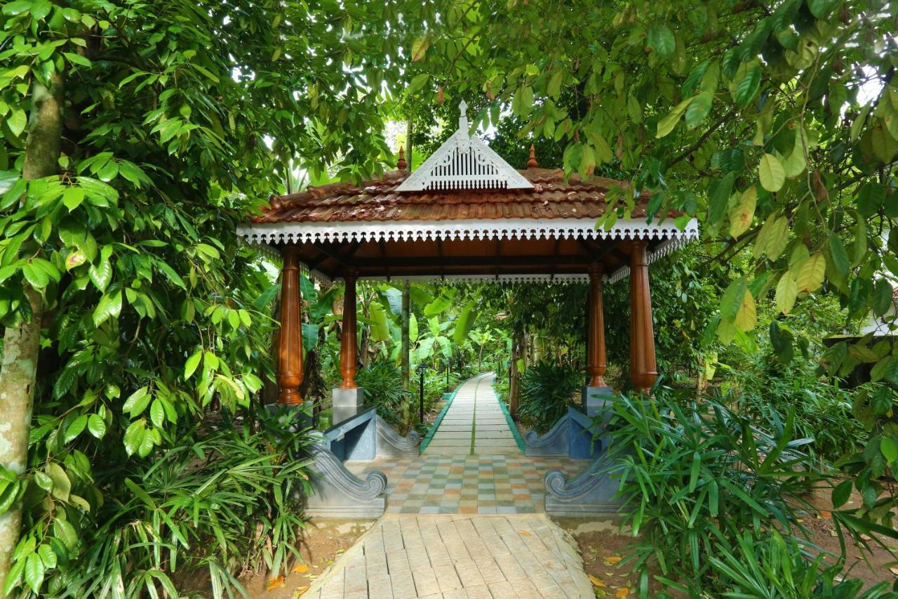 Once Upon The River, Aluva - Near Cochin International Airport Kochi Екстер'єр фото